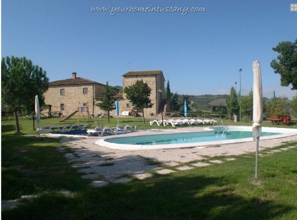 casale in pietra con piscina vendita volterra