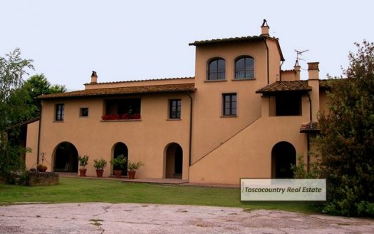 villa vendita a vicopisano toscana